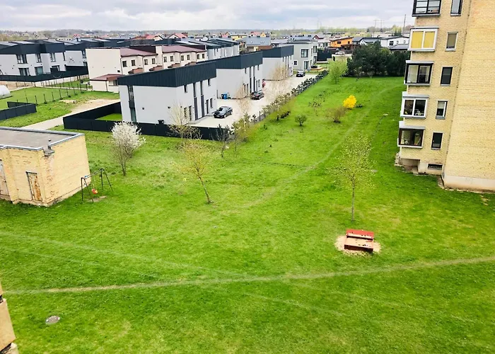 Spacious Apartment In The Sun City